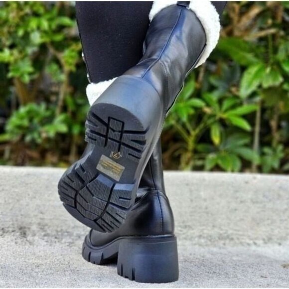 Women's Sherpa Faux Fur Ankle Boot Black Color - Picture 6 of 6